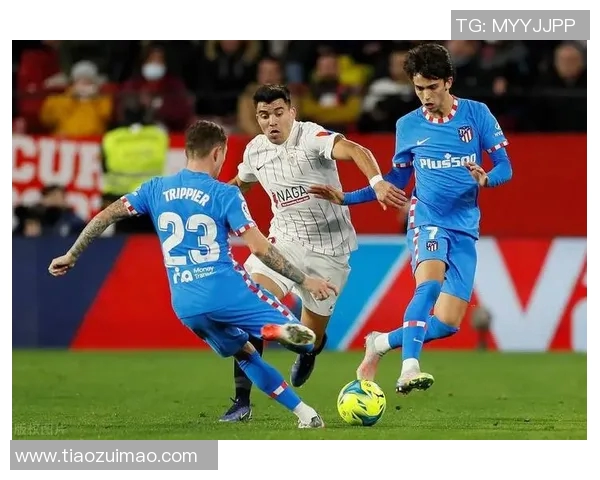 瑞典与丹麦足球队激战正酣谁能在这场北欧德比中笑到最后